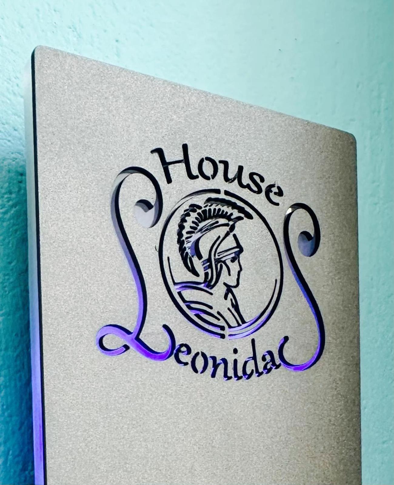 Leonidas House بارغا المظهر الخارجي الصورة